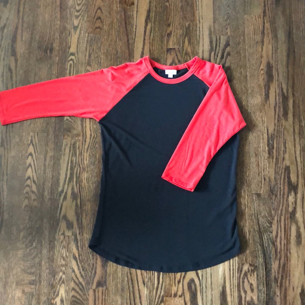 Quarter sleeve T-shirt